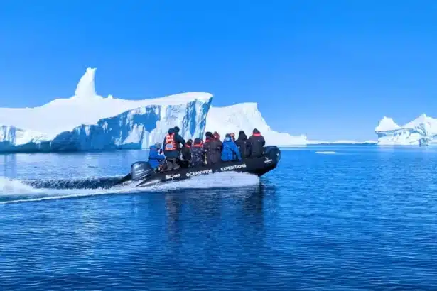 Majestic Antarctic Peninsula2